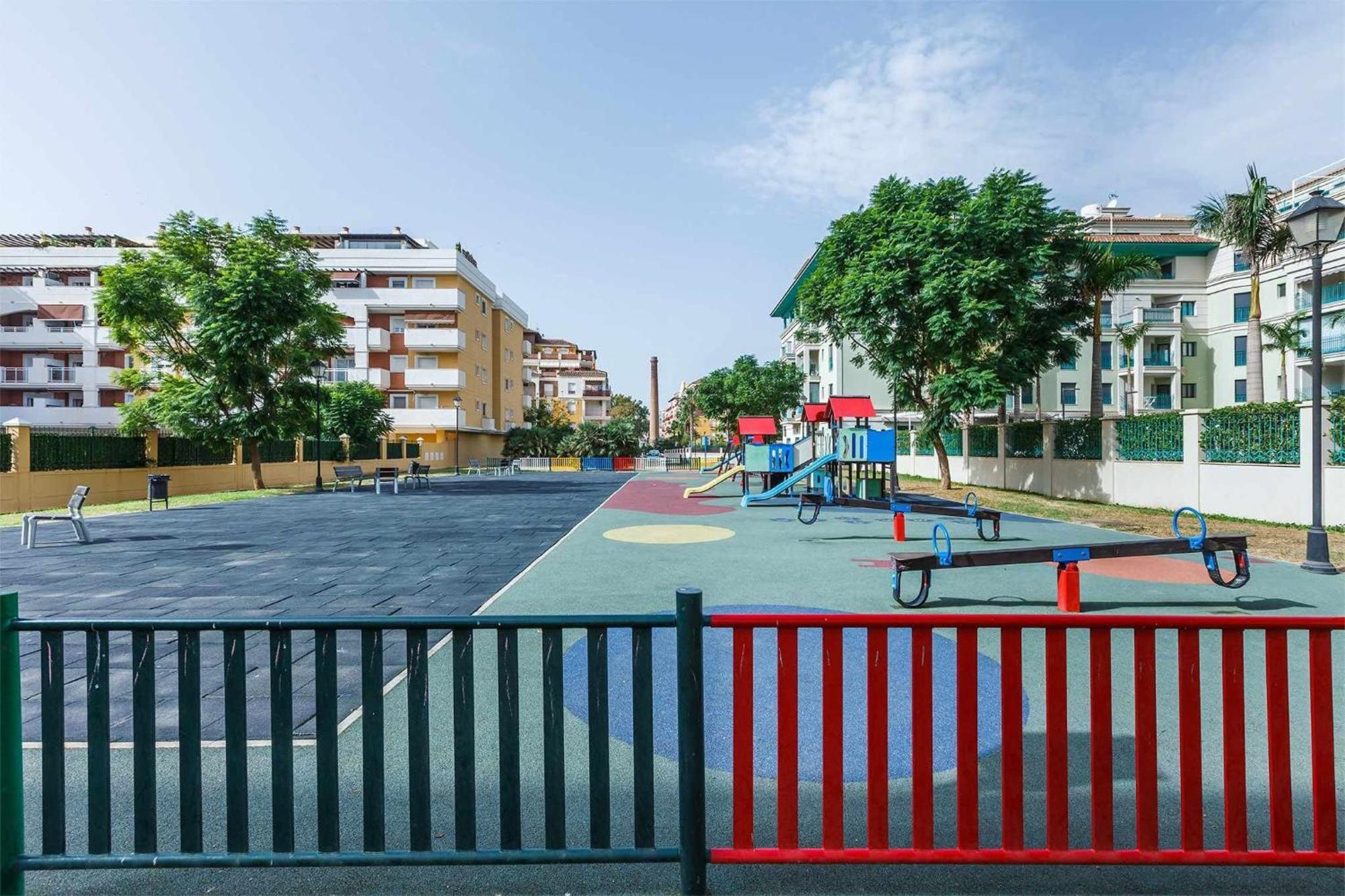 Apartamento Azucarera Beach Torre Del Mar Dış mekan fotoğraf
