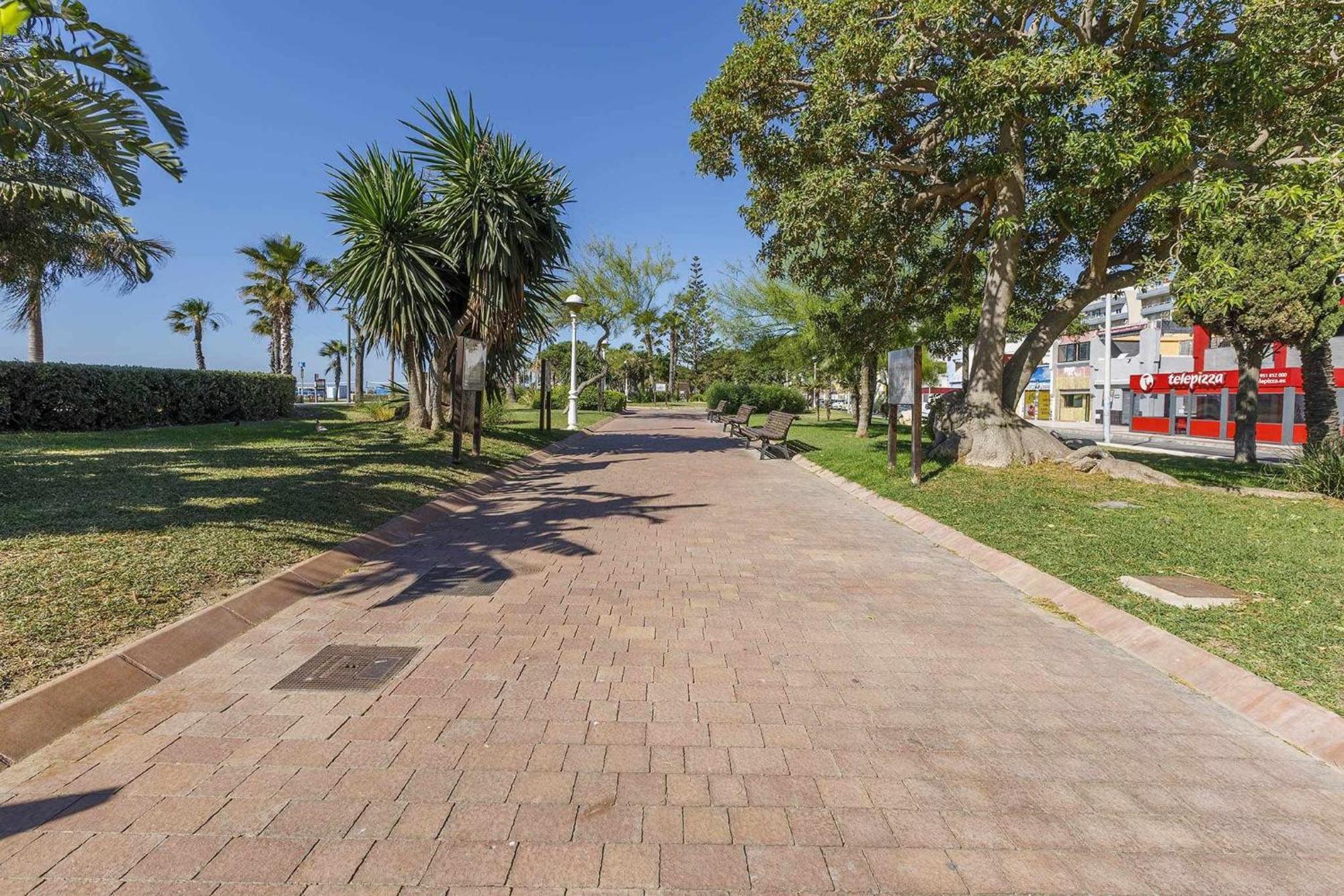 Apartamento Azucarera Beach Torre Del Mar Dış mekan fotoğraf